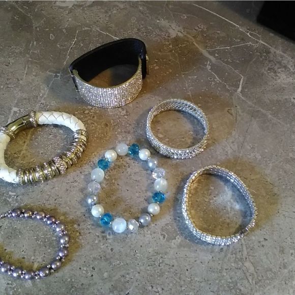 Spring Street Jewelry - Bracelets/Bangles Bundle 6 pieces